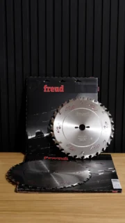 Freud Ağaç Daire Testere